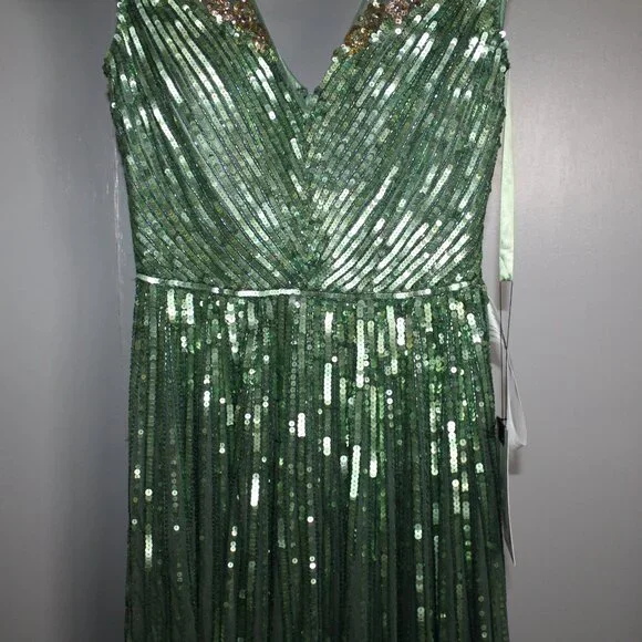 NWT Mac Duggal Sequin & Floral Embellished Evening Gown Sage Green‎ SZ 12 5223 - Picture 9 of 13